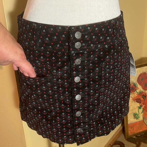 Y2K Vibe FREE PEOPLE sz 32 JOANI Cozy Graphic Corduroy Mini ButtonFront $68 NEW - Picture 3 of 14